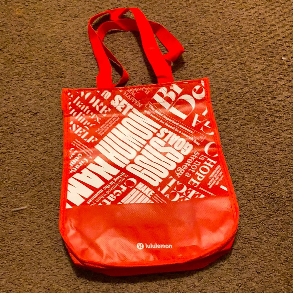 Red Lululemon bag